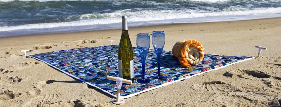 Have a picnic on the beach!